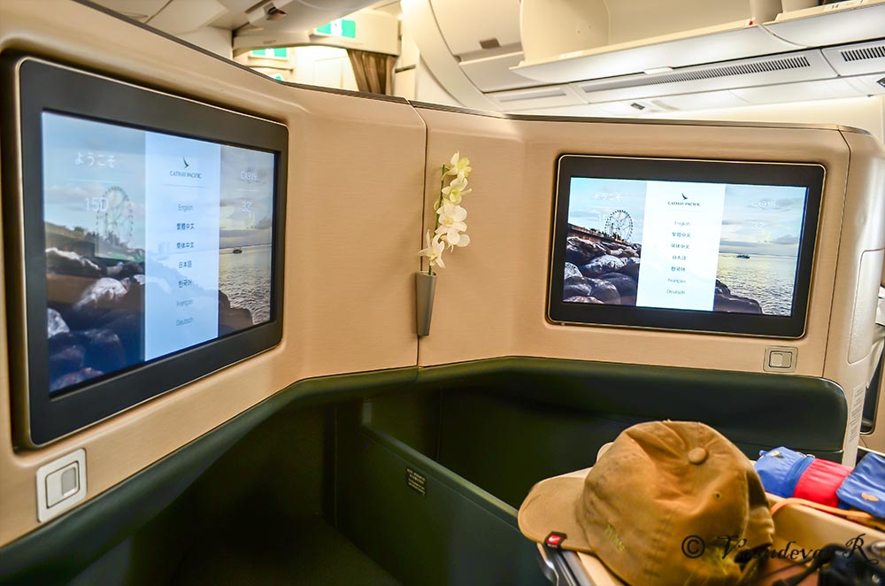 business class airbus A350-900 Cathay Pacific, inflight entertainment
